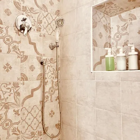 Poderino Di Santa Lucia * Florence